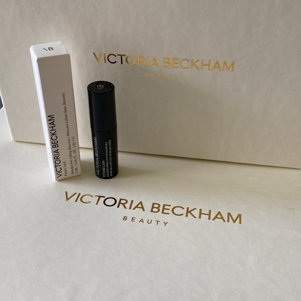 Victoria Beckham Future Lash Mini Mascara - Picture 3 of 6